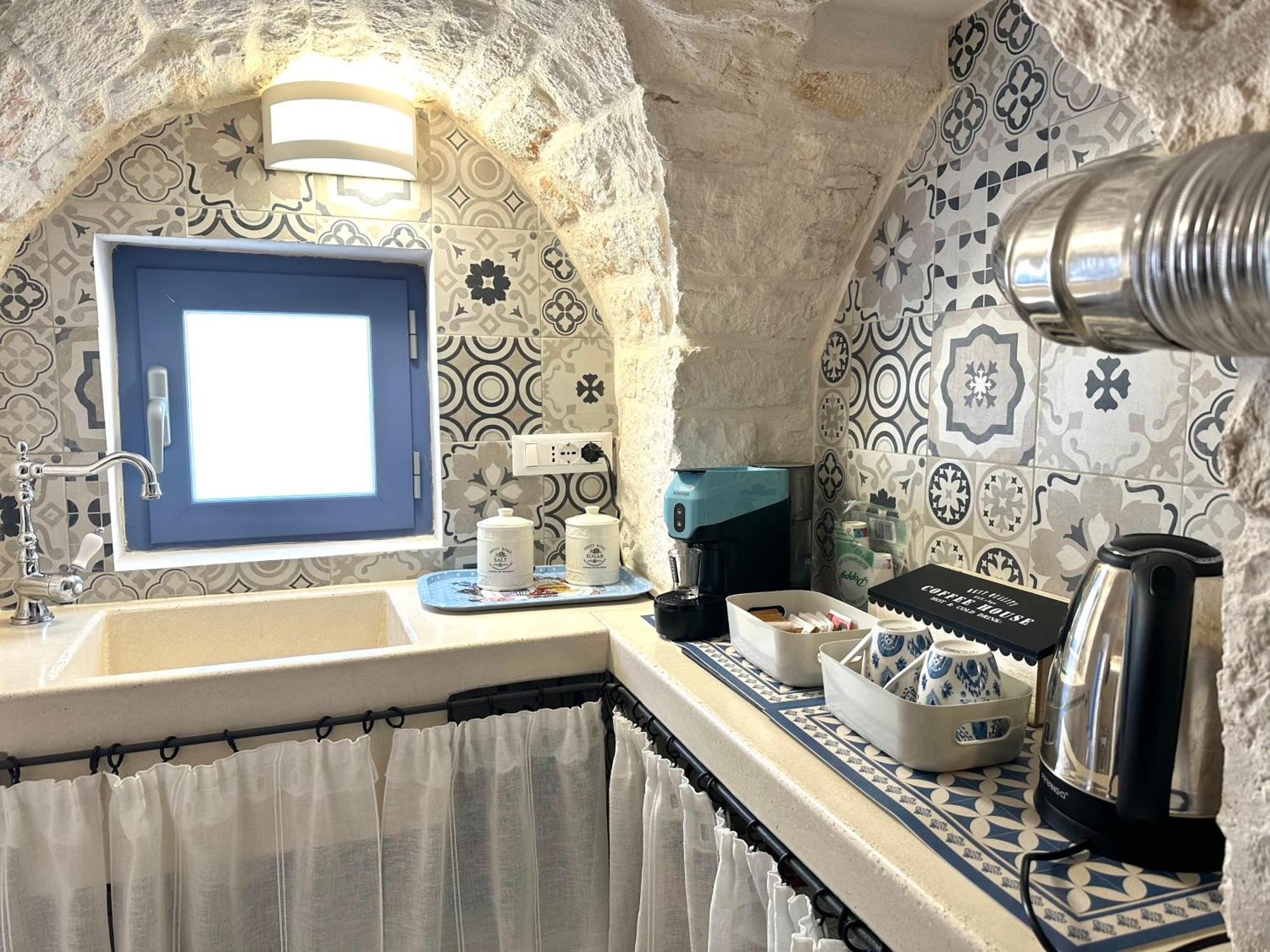 Suite La Petra Ceglie Messapica Exterior photo